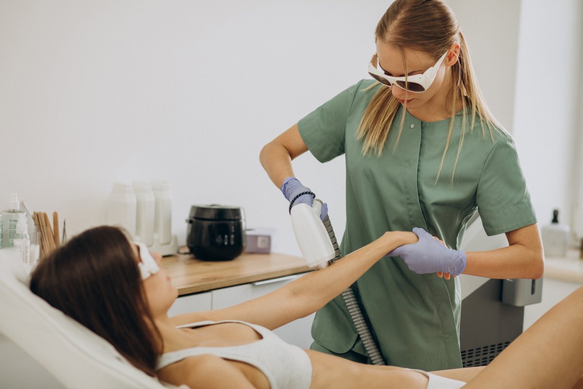 Naturalab Depilacja laserowa w walce z wrastającymi włoskami - NaturaLab